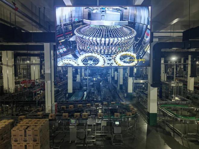 _伍超群董事长_伍超群发家史