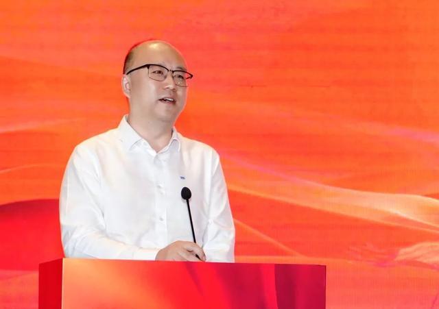 云南国企董事长年薪_云南大型企业董事长_