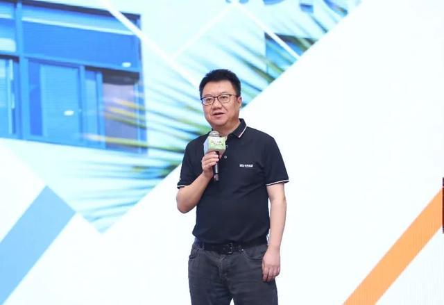 云南大型企业董事长_云南国企董事长年薪_