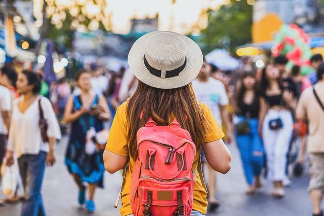 春节消费展现中国经济活力_抓消费增活力_