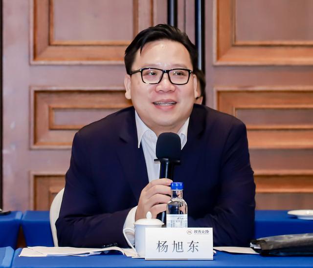 600亿招商公路换届，人均薪酬超过25万__600亿招商公路换届，人均薪酬超过25万