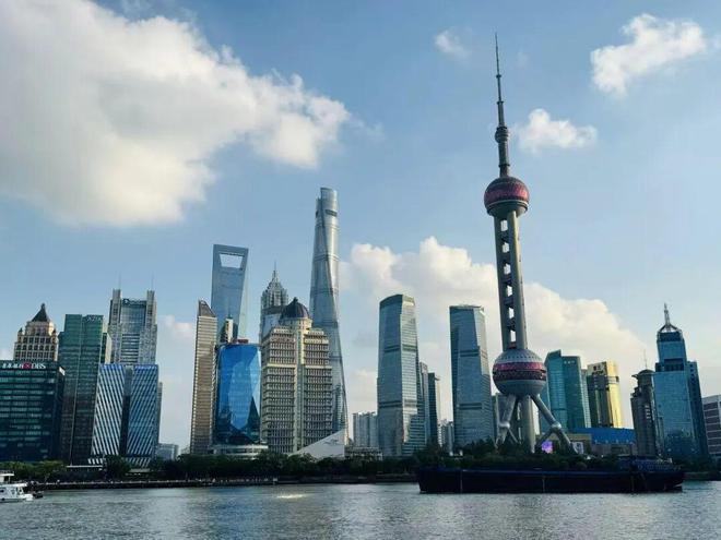 推动城市更新，打造世界级城市群｜外企看两会