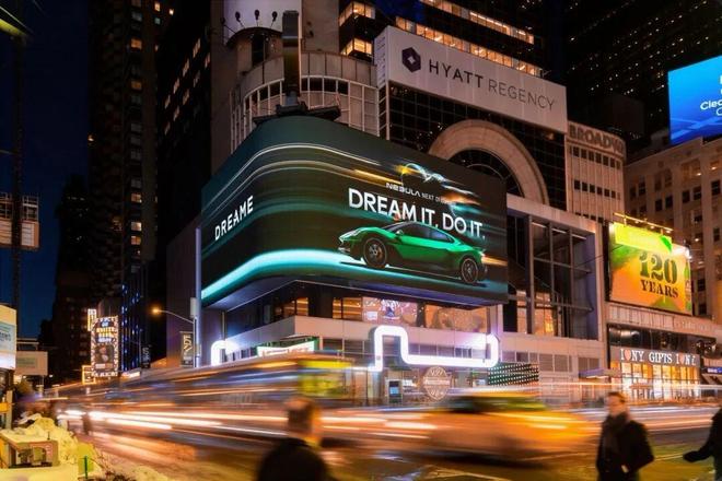 登上“超级碗”，追觅全球“狂飙”