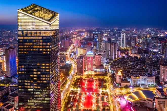 北方经济十强市格局不变，但竞争更激烈：青岛紧追天津，沈阳能否冲刺万亿？__北方经济十强市格局不变，但竞争更激烈：青岛紧追天津，沈阳能否冲刺万亿？