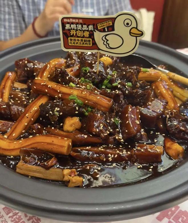 武汉人造得出漂亮饭，为何做不火湖北菜？__武汉人造得出漂亮饭，为何做不火湖北菜？