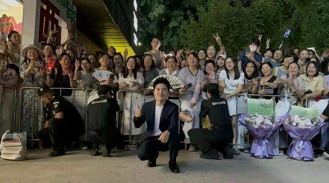 董宇是哪里人_董宇辉老师_