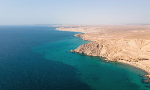 汽车陷入泥泞自救工具__陷入沼泽地自救视频