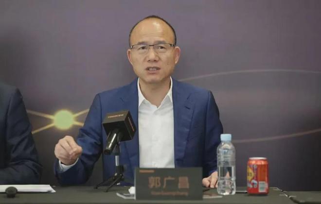 上海首富骗了几百亿_首富上海前预亏200亿了吗_