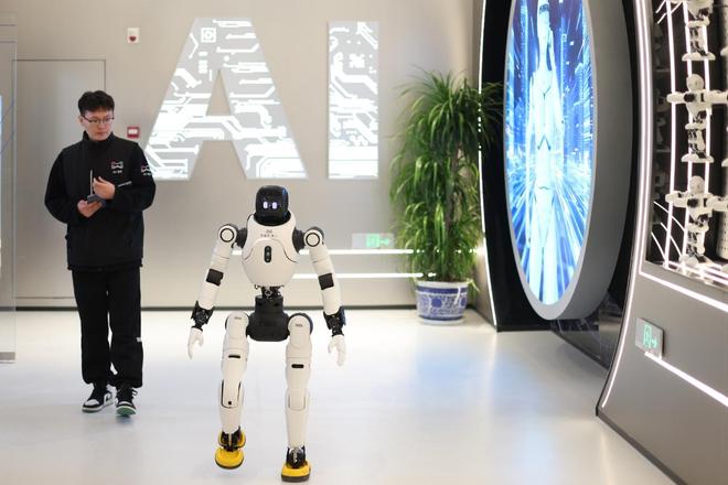 人工智能技术赋能__人工智能赋能产业发展