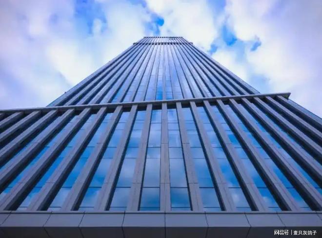 干工地没意思_没人干工地_