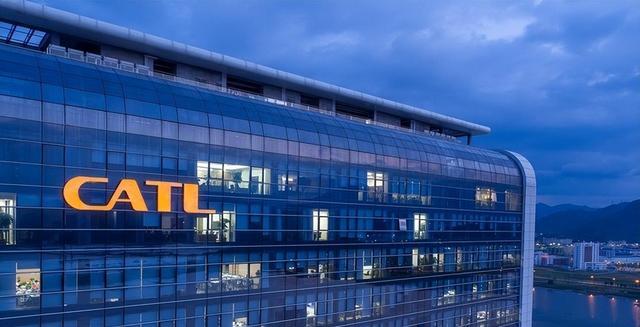 _宁德时代净利润增长42%，净赚722亿_宁德时代净利润增长42%，净赚722亿