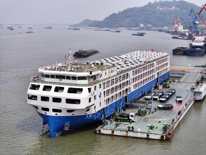 _独家对话尹同跃：内卷是违反企业家精神的｜连线两会_独家对话尹同跃：内卷是违反企业家精神的｜连线两会