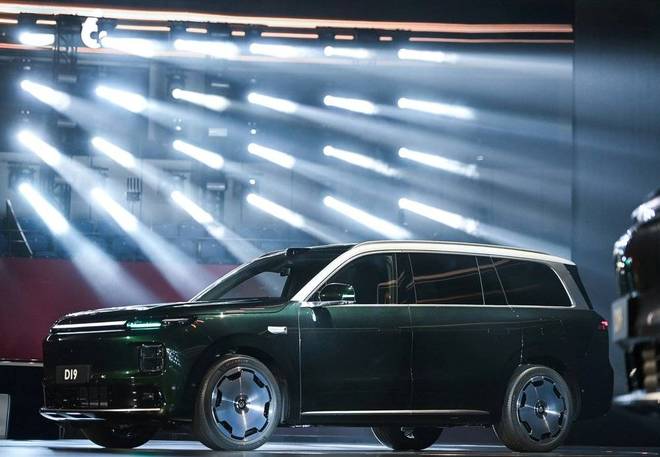 “9系”集中登场，车企开年亮剑_“9系”集中登场，车企开年亮剑_