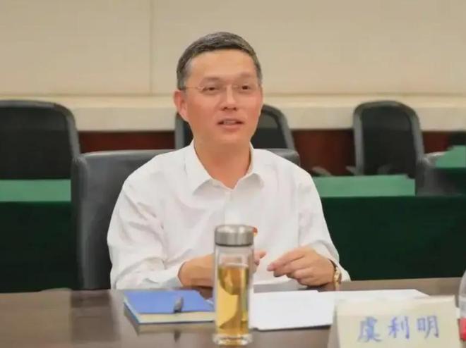 杭州银行支行副行长收入_杭州银行行长年薪_