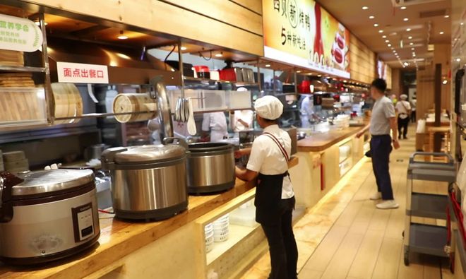 _西贝换帅求生，贾国龙终于知道疼了：活下去比什么都重要_西贝换帅求生，贾国龙终于知道疼了：活下去比什么都重要