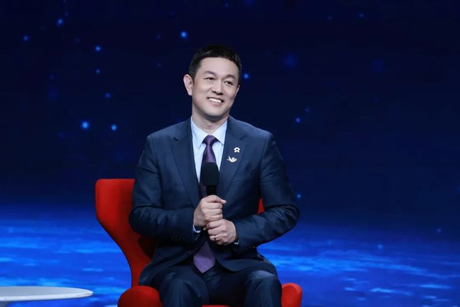 12.5亿元！蔚来11年首次季度盈利，换电站累计投入超180亿，李斌赌对了？_12.5亿元！蔚来11年首次季度盈利，换电站累计投入超180亿，李斌赌对了？_