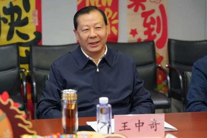 _董事长拜访新闻稿_协会拜访新闻稿