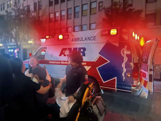 北京大学工地__学霸工地上收北大通知书