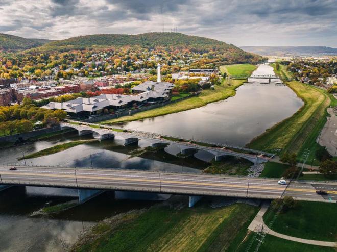 乔布斯专利_为什么都模仿乔布斯发布会_