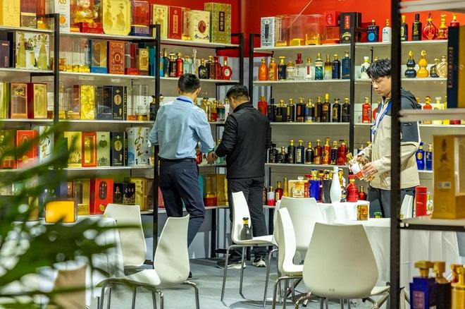 _新的八大名酒有收藏价值吗_90年九里春军酒什么价位