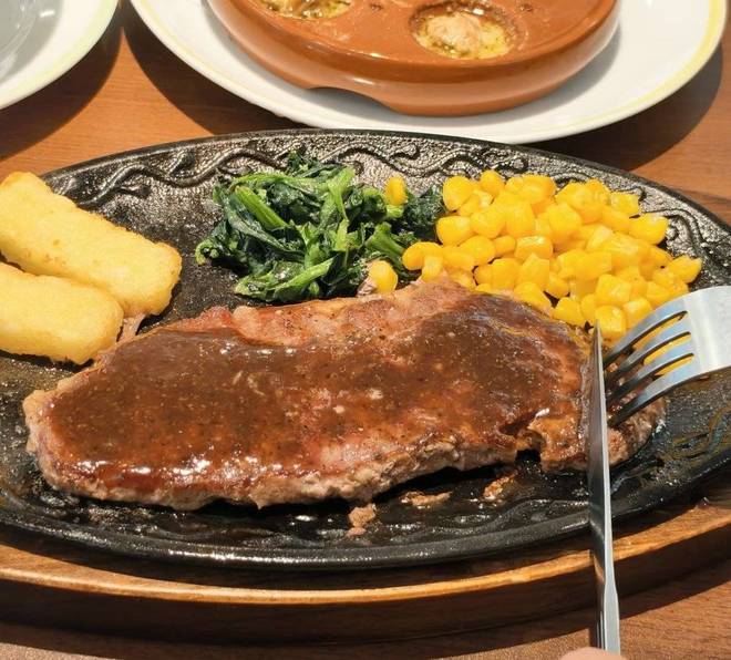 靠极致“抠门”，萨莉亚在中国“赚”了33亿__靠极致“抠门”，萨莉亚在中国“赚”了33亿