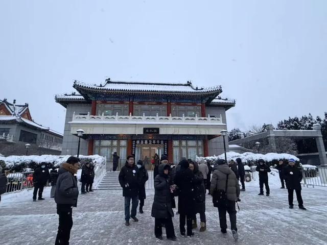 千人冒雪送“棋圣”，韩国“围棋皇帝”曹薰铉专程道别：盼未来与聂老天堂对弈__千人冒雪送“棋圣”，韩国“围棋皇帝”曹薰铉专程道别：盼未来与聂老天堂对弈