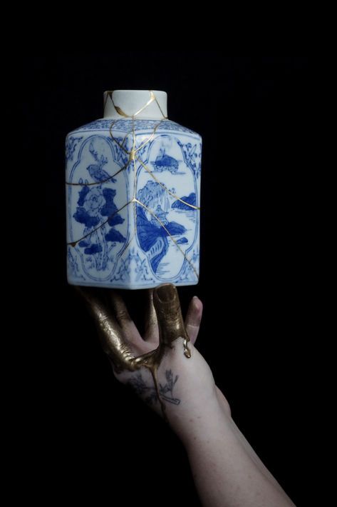 厌烦精致的人类，开始拿手艺活向AI废料宣战__厌烦精致的人类，开始拿手艺活向AI废料宣战