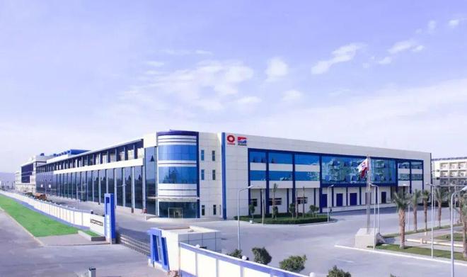 _中国土豪涌入迪拜楼市_我想吃肉女户