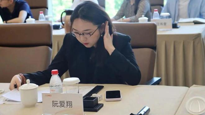 90后总裁一亿分员工真假__青青稞酒市值500亿元