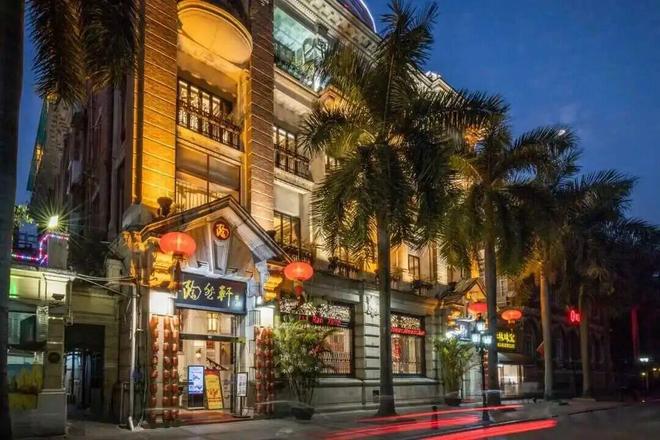 批量复制“米其林”，餐饮人为流量急了__批量复制“米其林”，餐饮人为流量急了