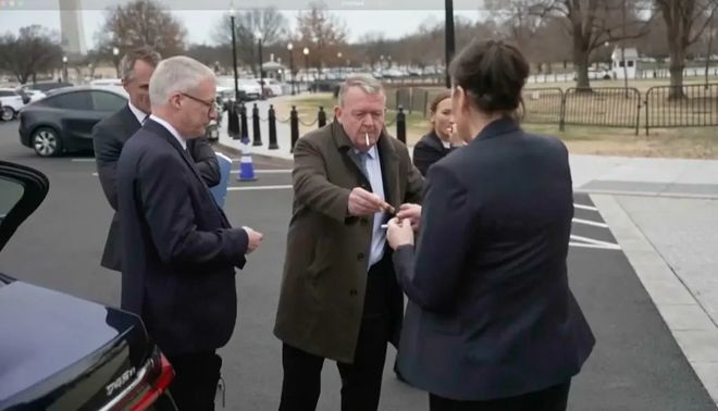 女外长与美会谈后泪崩，格陵兰岛终究难逃魔爪？_女外长与美会谈后泪崩，格陵兰岛终究难逃魔爪？_