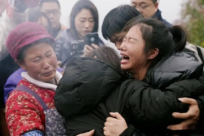 人贩子梅姨落网，背后的黑产被扒，一个时代结束了_人贩子梅姨落网，背后的黑产被扒，一个时代结束了_