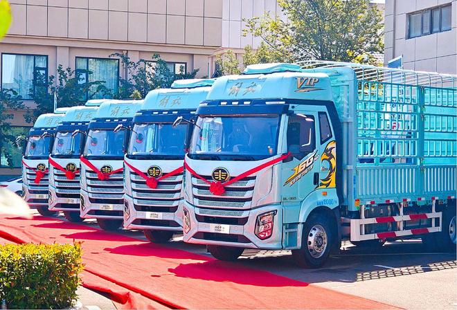 2025中型货车1-12月销量：解放3.9万辆，江淮第2，比亚迪已超福田