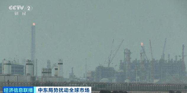 霍尔木兹海峡控制权__霍尔木兹海峡石油运输量