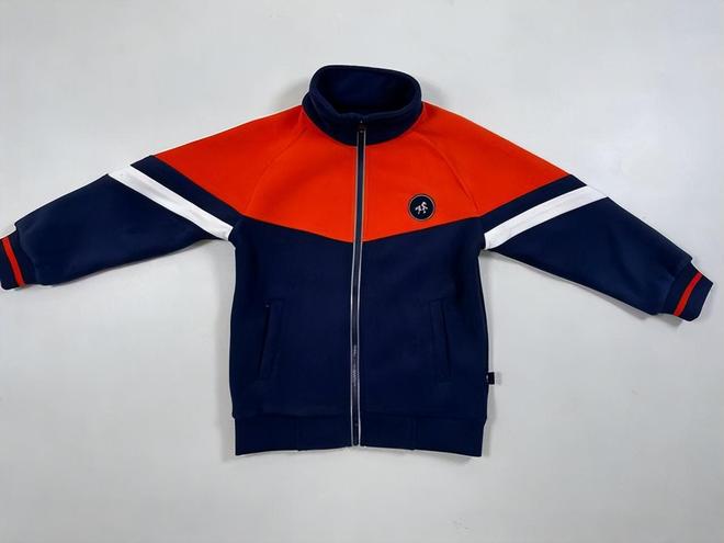 重庆朝天服装批发市场位置_重庆校服厂家_